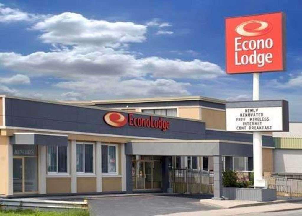 Econo Lodge City Centre Kingston Exteriör bild