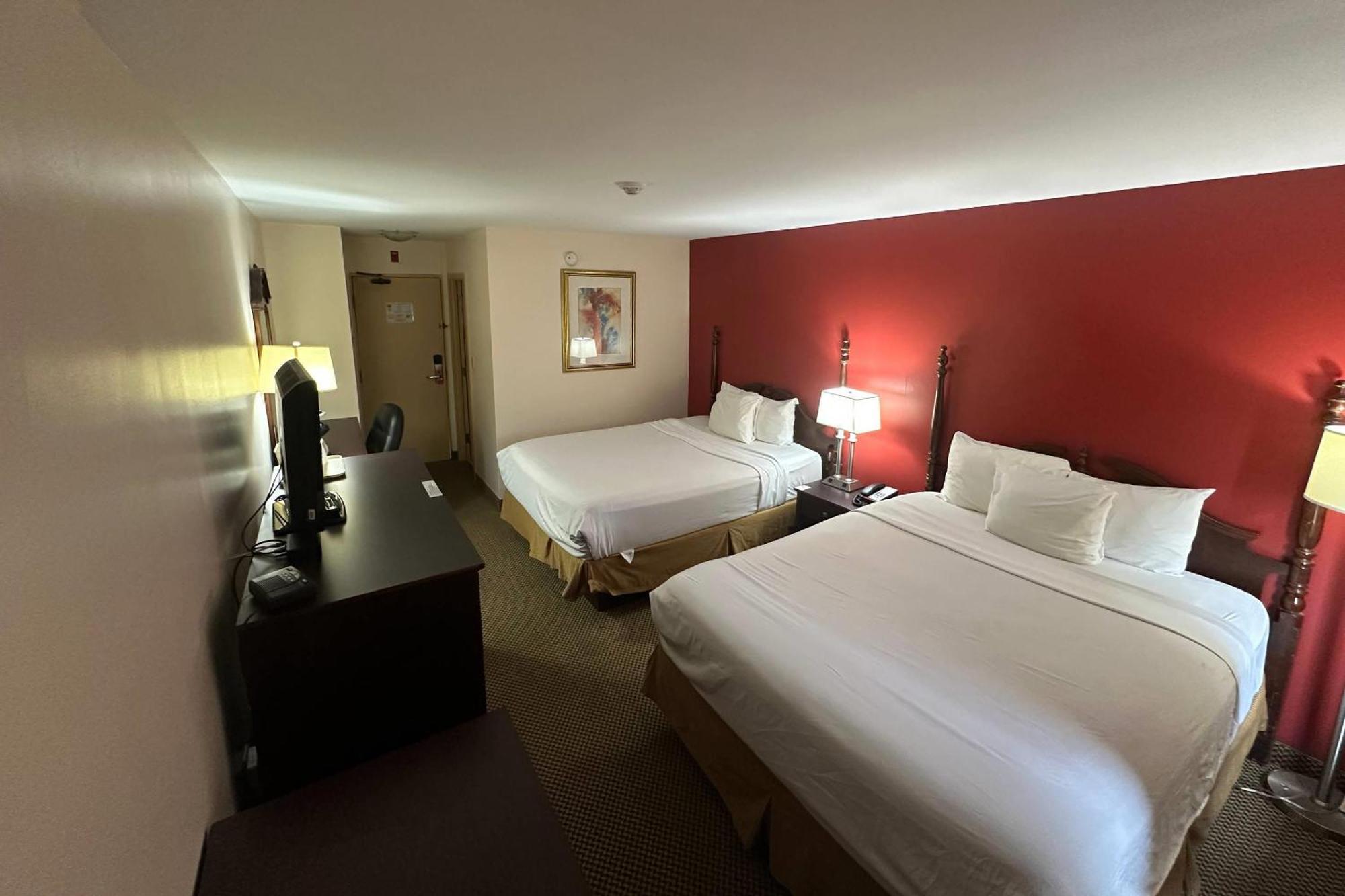 Econo Lodge City Centre Kingston Exteriör bild